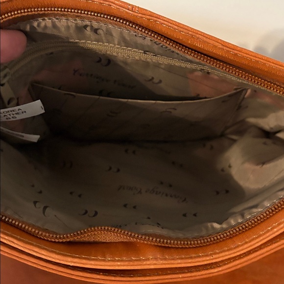 Vintage 1985 Genuine Leather Clutch | Made in Korea | Classic Brown Envelope Bag - Picture 7 of 10